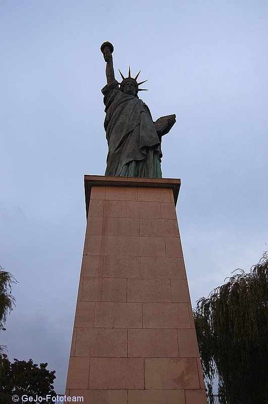 parijsstatueoflibertyfoto04.jpg