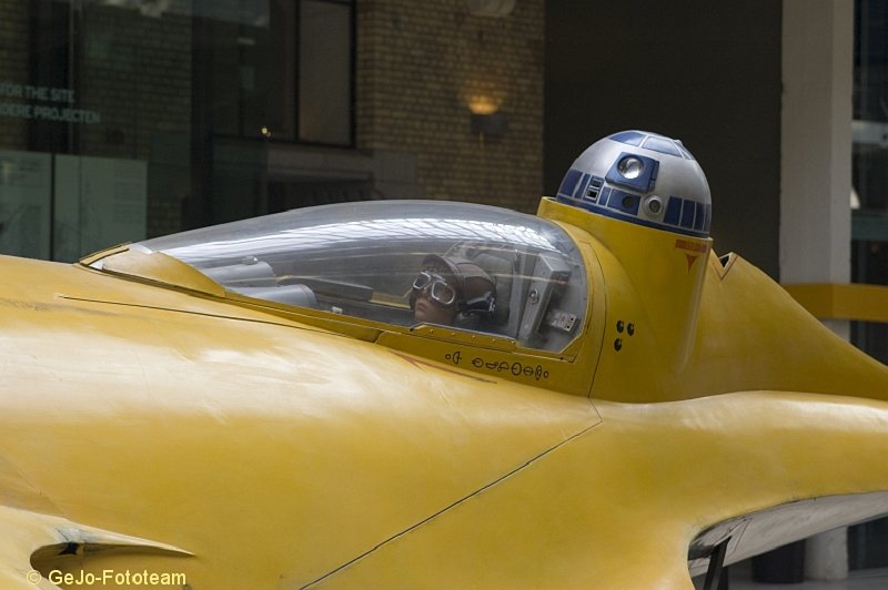 starwarsexhibition2008brusselfoto03.jpg