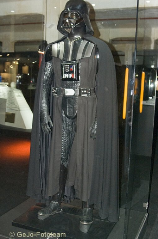 starwarsexhibition2008brusselfoto49.jpg