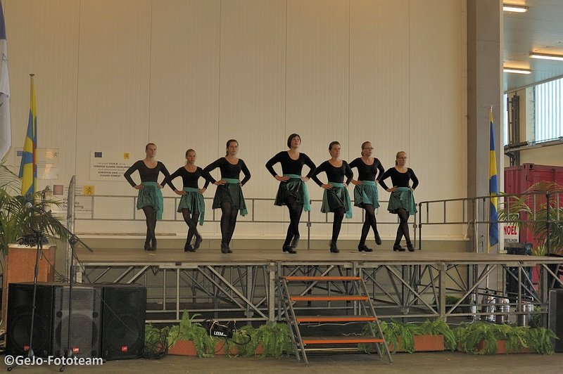 visserijfeestenoostendedesloeperiverdancefoto07.jpg