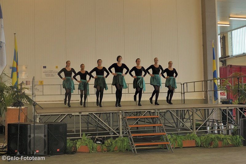 visserijfeestenoostendedesloeperiverdancefoto10.jpg