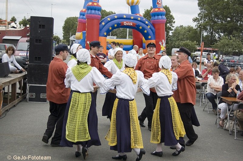 desloepevisserijfeestenzeebrugge2008foto19.jpg