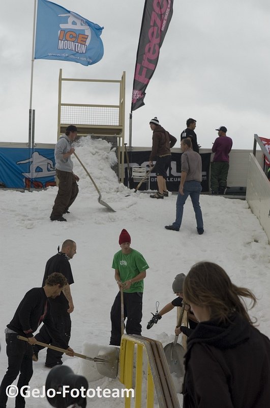 oneillsportweekend2008snowboardfoto11.jpg