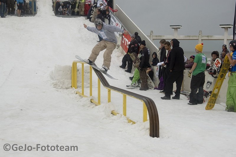 oneillsportweekend2008snowboardfoto38.jpg