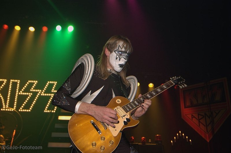 tributenightbruggekisstoryfoto18.jpg